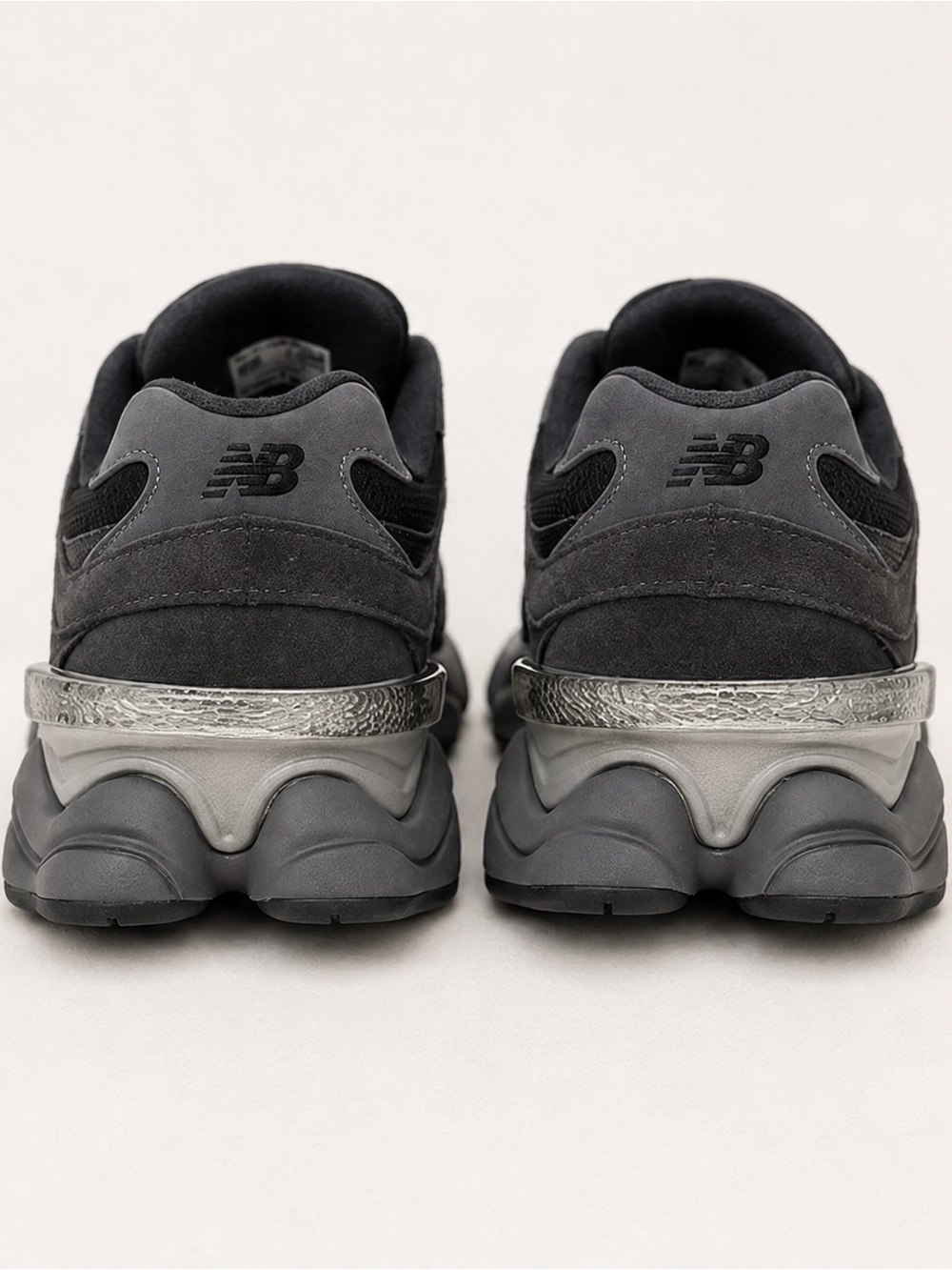 New Balance 9096 Unisex Casual Sneakers in Black & Gray | WORN ONCE W9/M7 - Picture 4 of 7